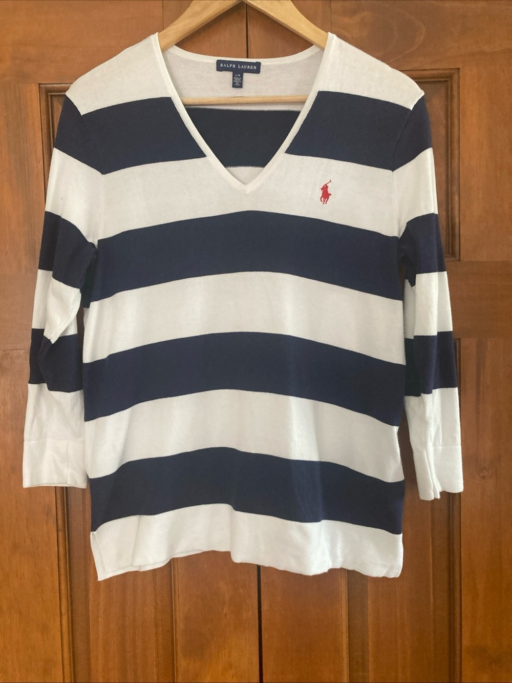Ralph Lauren Navy and White Striped Knit v-neck sweater women’s large